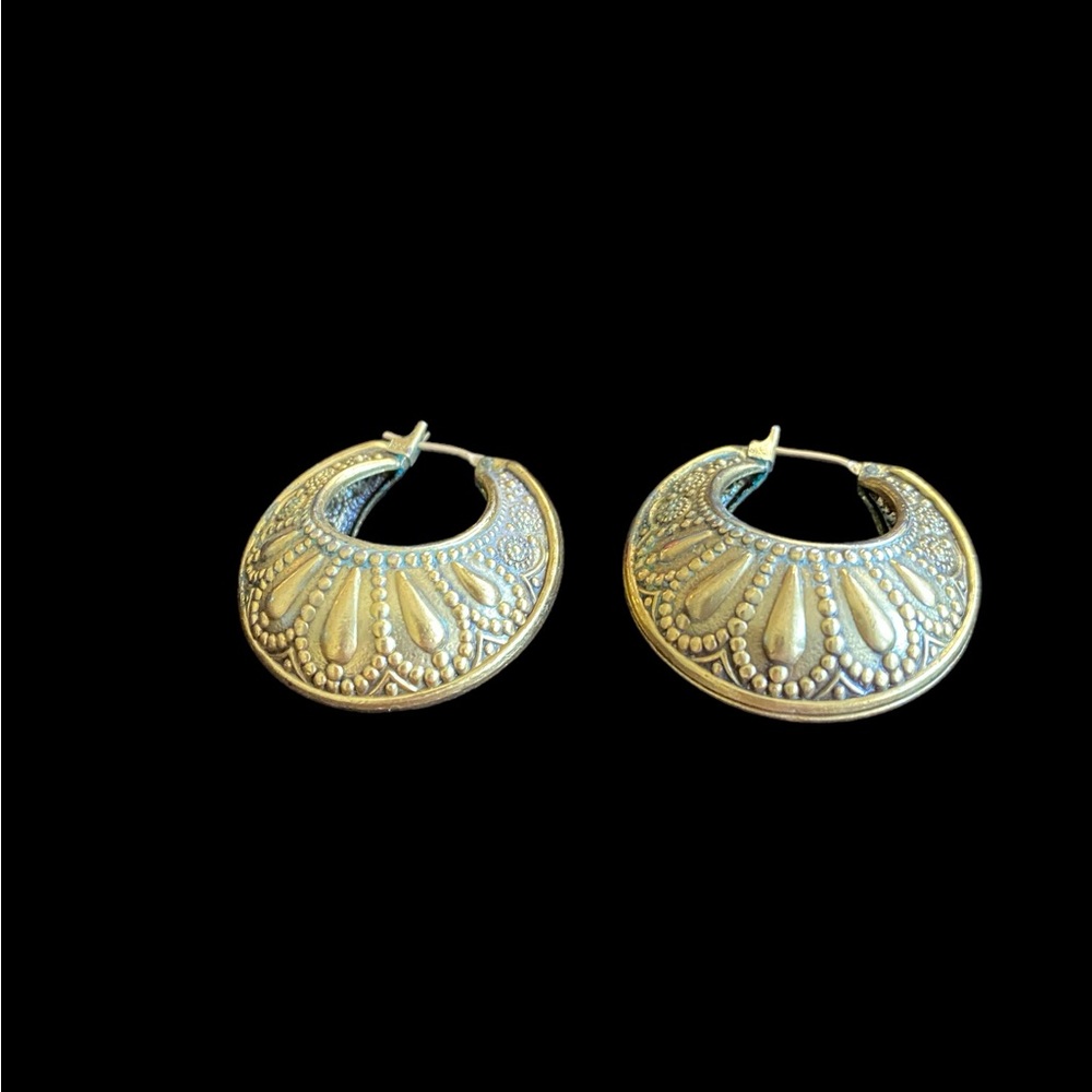 Vintage Gold Tone Filigree Crescent Hoop Earrings Boho Ethnic